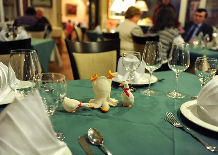 Senator Haz Hotel Eger