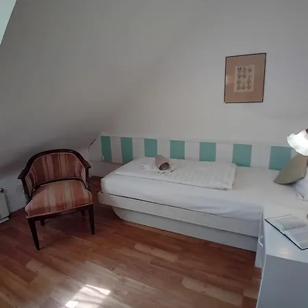 Senator Haz 3* 埃格尔