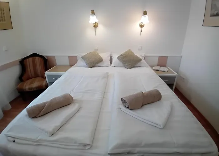 Senator Haz Otel Eğri