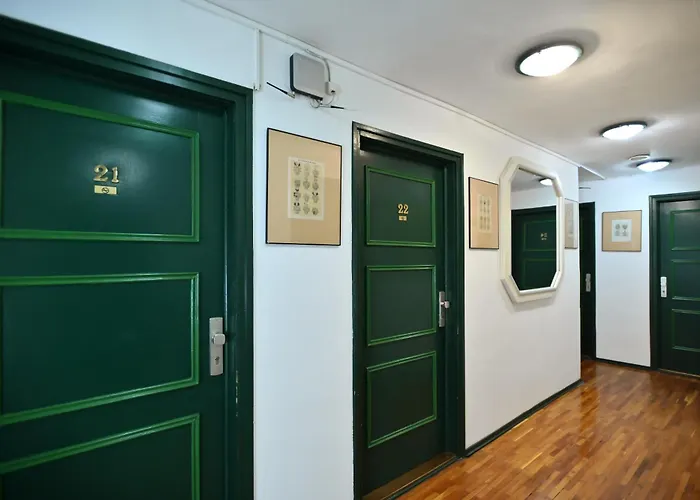 Senator Haz Otel Eğri